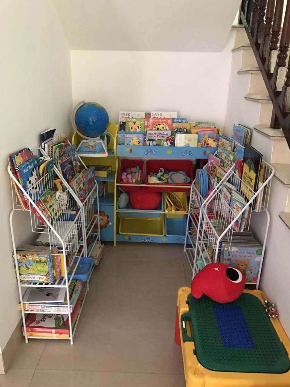 2岁娃结识大塘小鱼后，读书1000本，唐诗、英文张口就来，太赞！