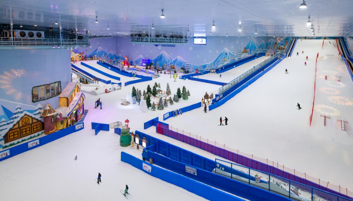 重庆融创文旅城盛大启幕，世界级旅游目的地带动城市新发展