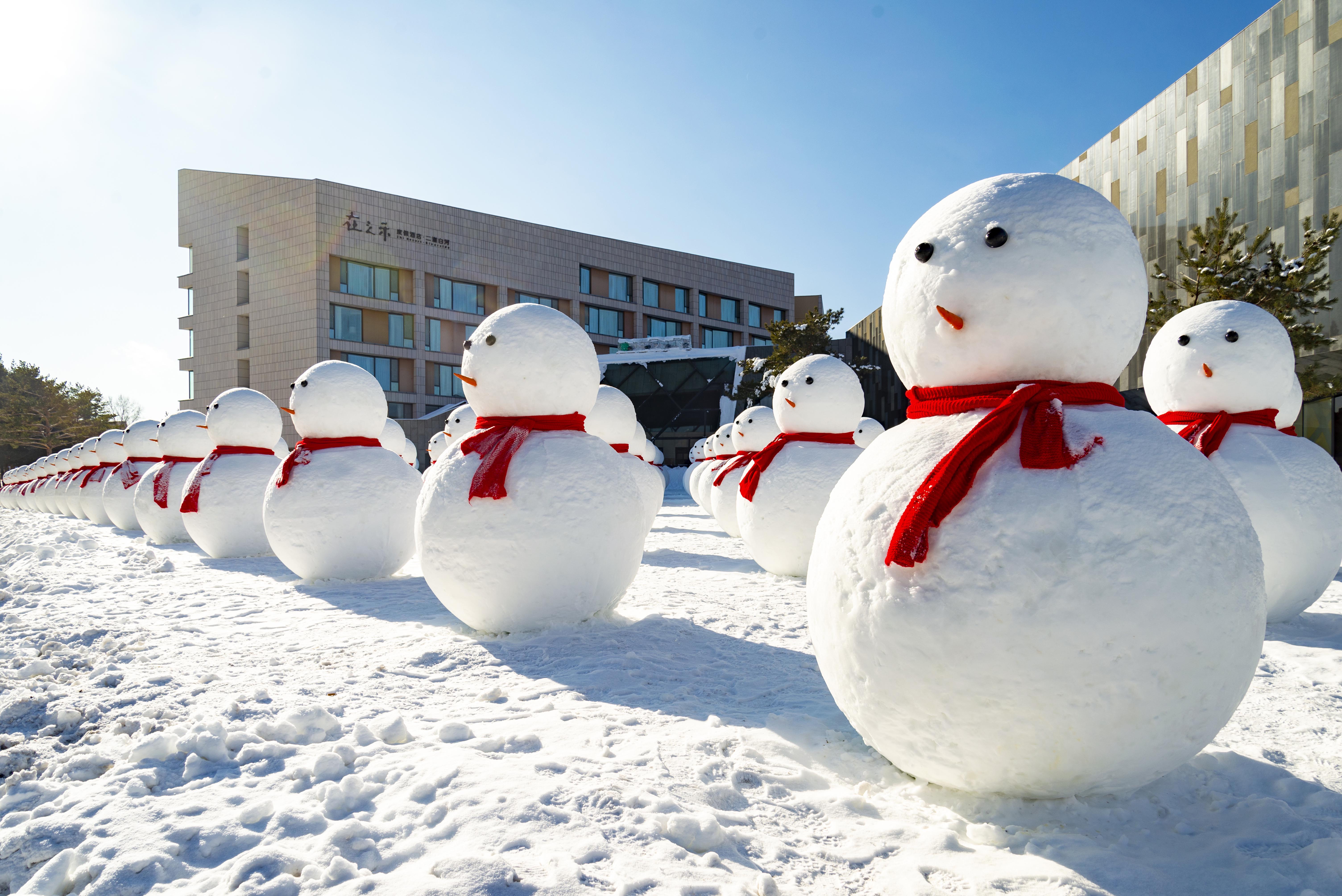 雪人图片实景图片